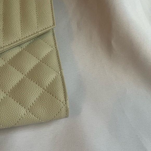 YSL clutch - Picture 8 of 11